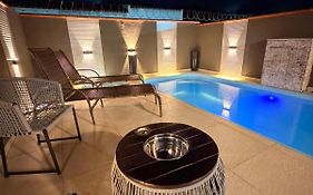 Balneário Céu Azul, com piscina - Matinhos